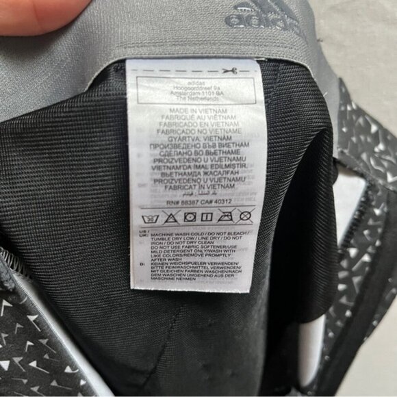 Adidas Ultimate Golf Flag Print Shorts Sz 32 - Picture 7 of 11